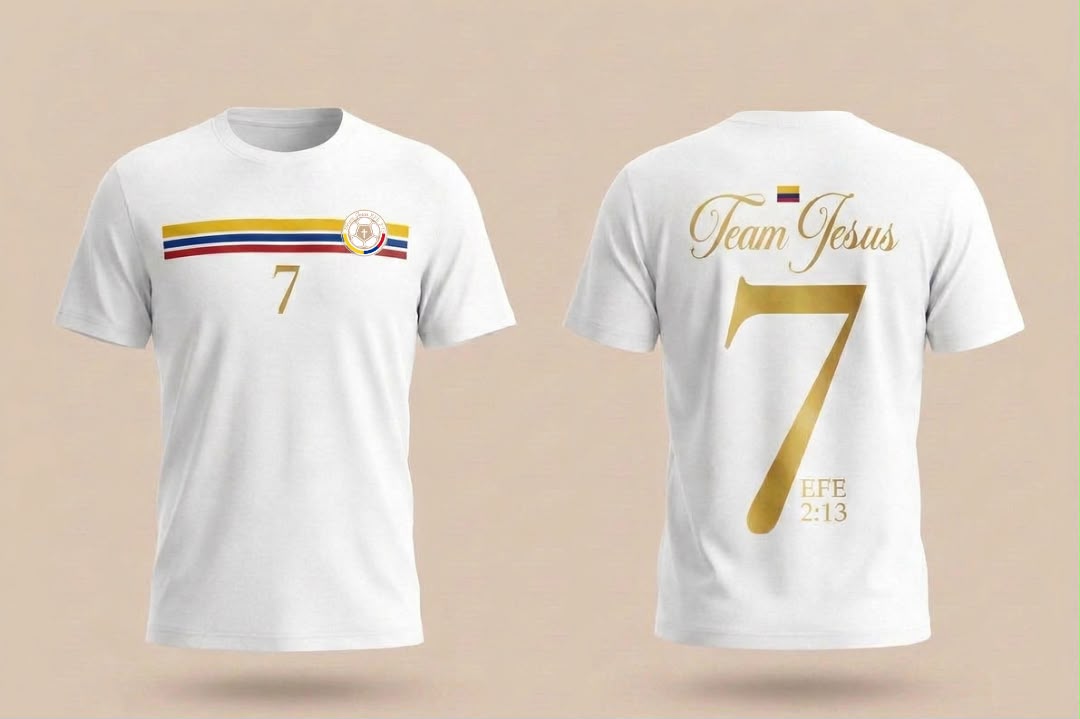 CAMISETA REGULAR UNISEX BLANCA COLOMBIA TRES LINEAS LADO A LADO