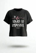 CAMISETA LOOE FIT DAMA LILA TU FE LOGRA LO IMPOSIBLE