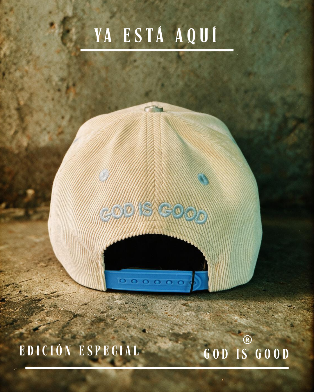 GORRA PREMIUM CURVA BEIGE - AZUL GOD IS GOOD
